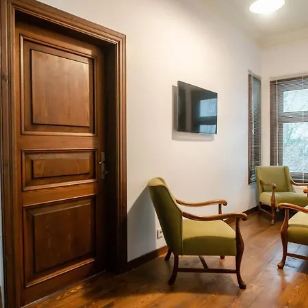 Apartment Historical Greco-ottoman Pavilion Near Tram In Fatih *