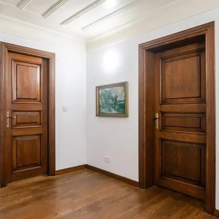 Apartment Historical Greco-ottoman Pavilion Near Tram In Fatih Istanbul