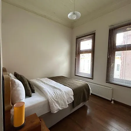 Apartamento Historical Greco-ottoman Pavilion Near Tram In Fatih Estambul