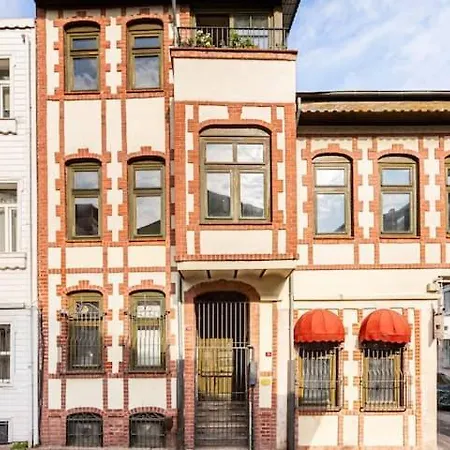 Historical Greco-ottoman Pavilion Near Tram In Fatih *